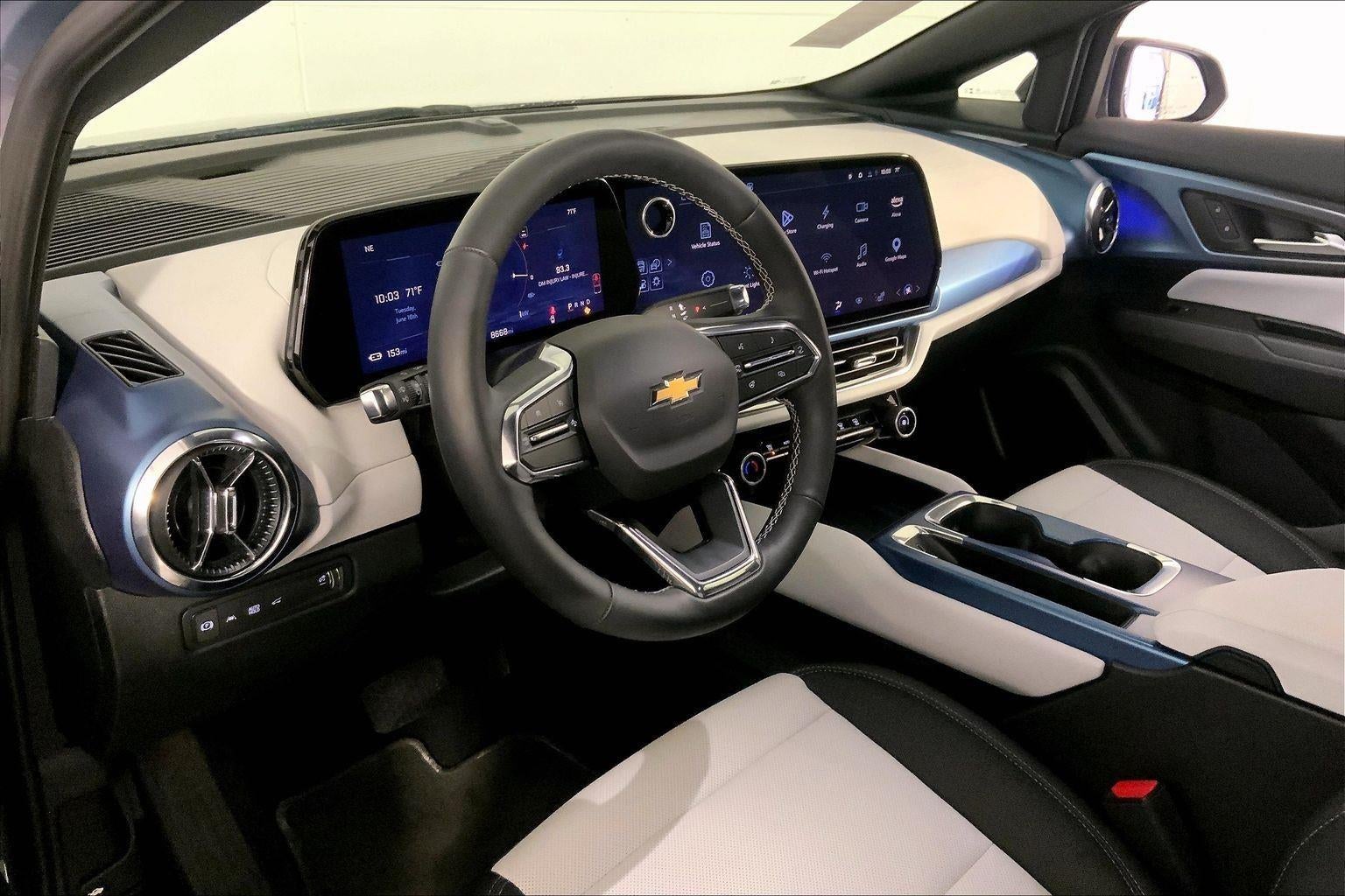 2025 Chevrolet Equinox EV LT