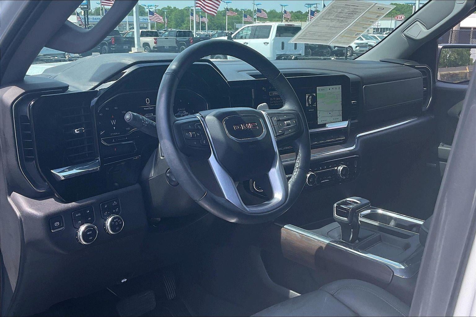 2024 GMC Sierra 1500 SLT