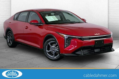 2025 Kia K4 LXS