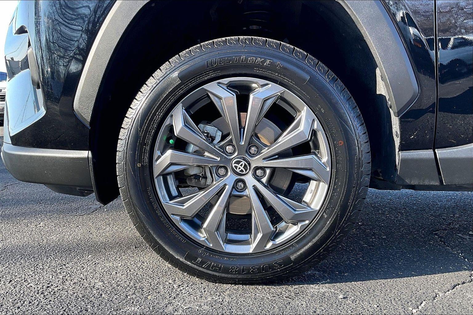 2024 Toyota RAV4 Hybrid XLE Premium