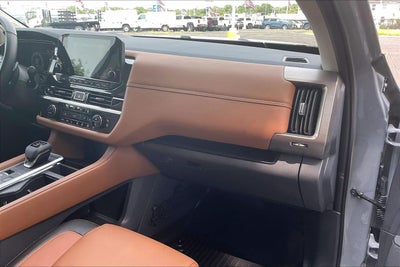 2025 Nissan Pathfinder Platinum