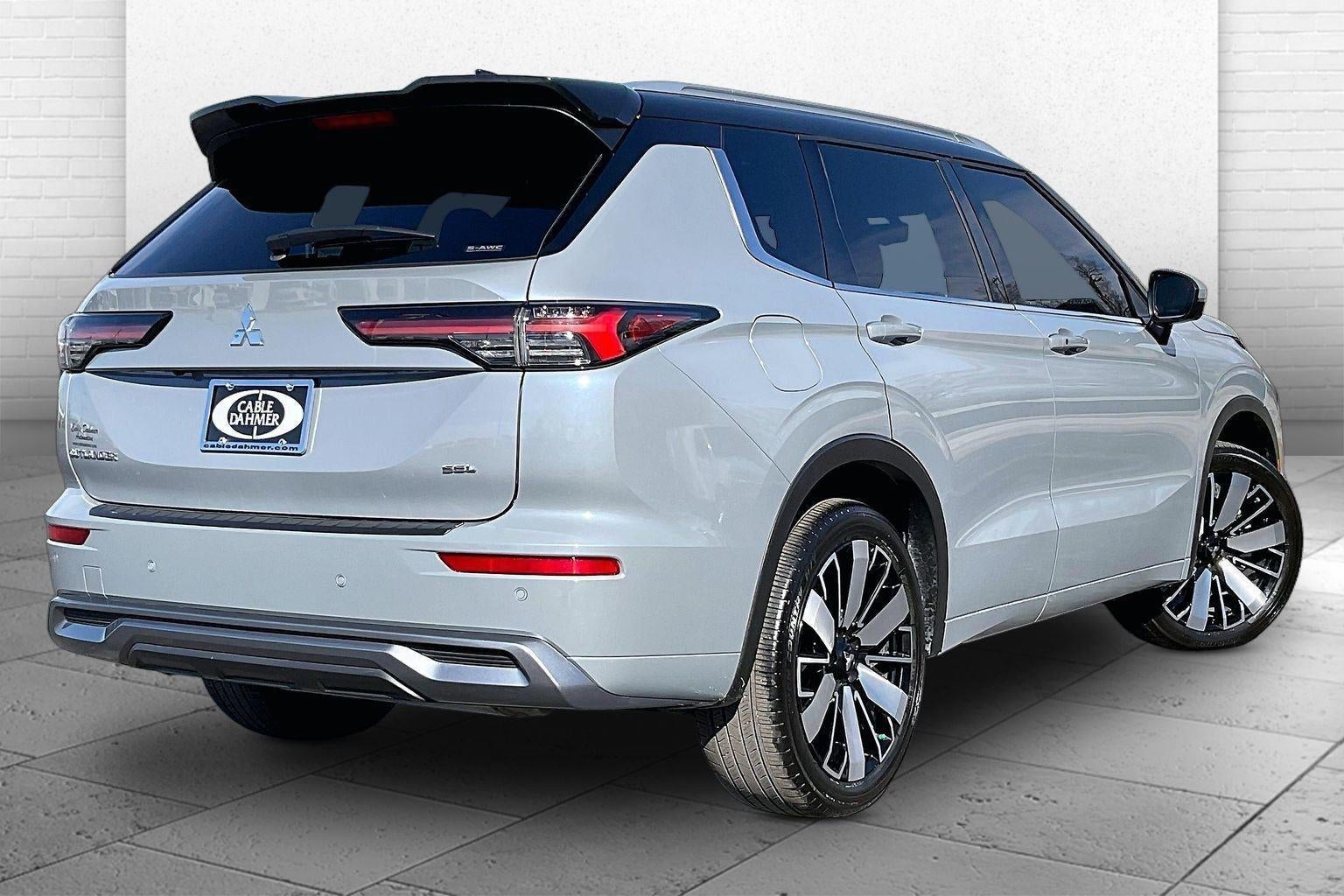 2025 Mitsubishi Outlander SEL