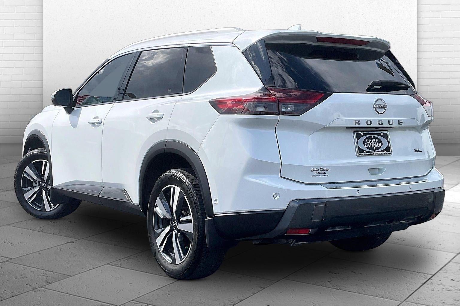 2024 Nissan Rogue SL