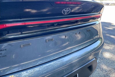 2025 Toyota Prius LE
