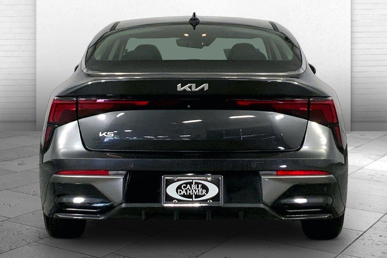 2025 Kia K5 LXS