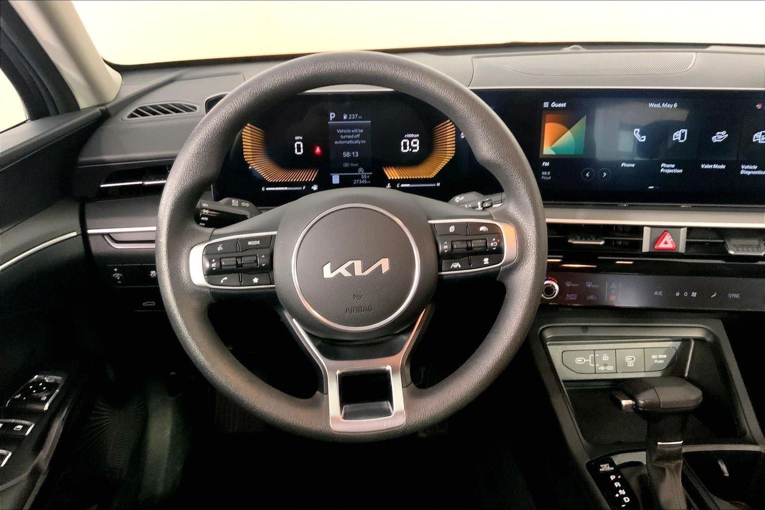 2025 Kia K5 LXS