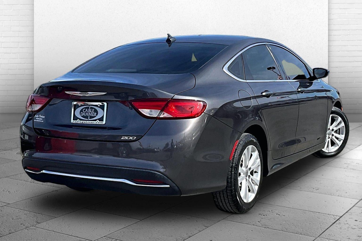 2016 Chrysler 200 Limited