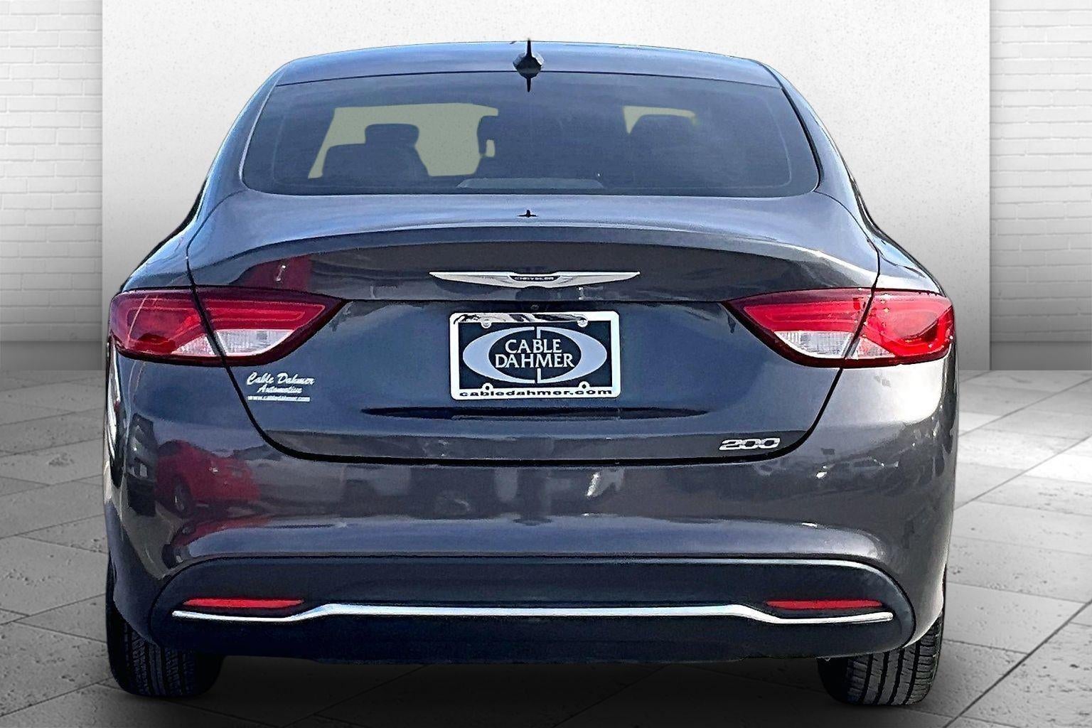 2016 Chrysler 200 Limited