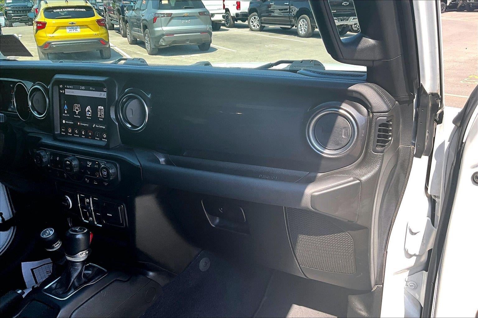 2021 Jeep Wrangler Unlimited Sahara Altitude