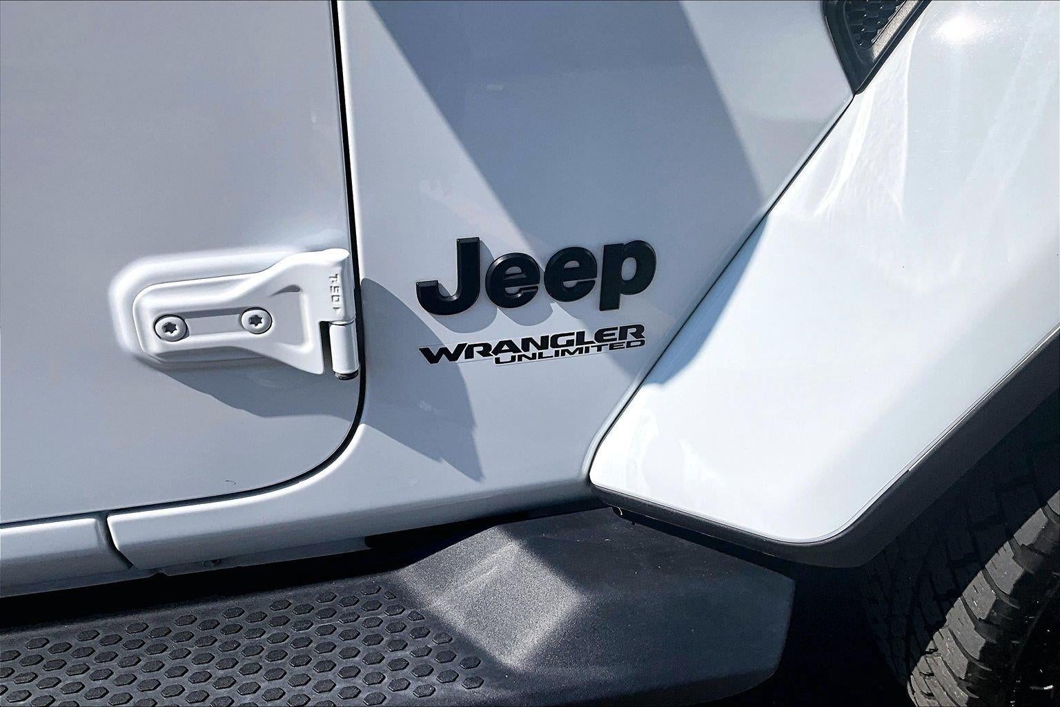 2021 Jeep Wrangler Unlimited Sahara Altitude