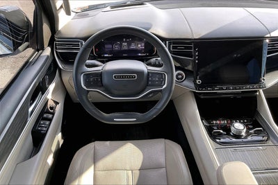 2023 Jeep Wagoneer L Series III