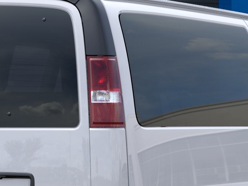 2026 Chevrolet Express Passenger 1LT