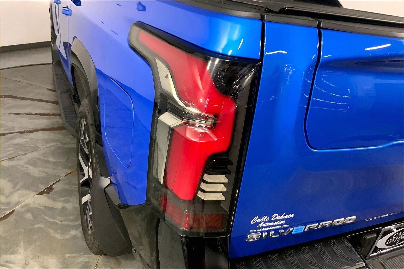 2025 Chevrolet Silverado EV RST - Max Range
