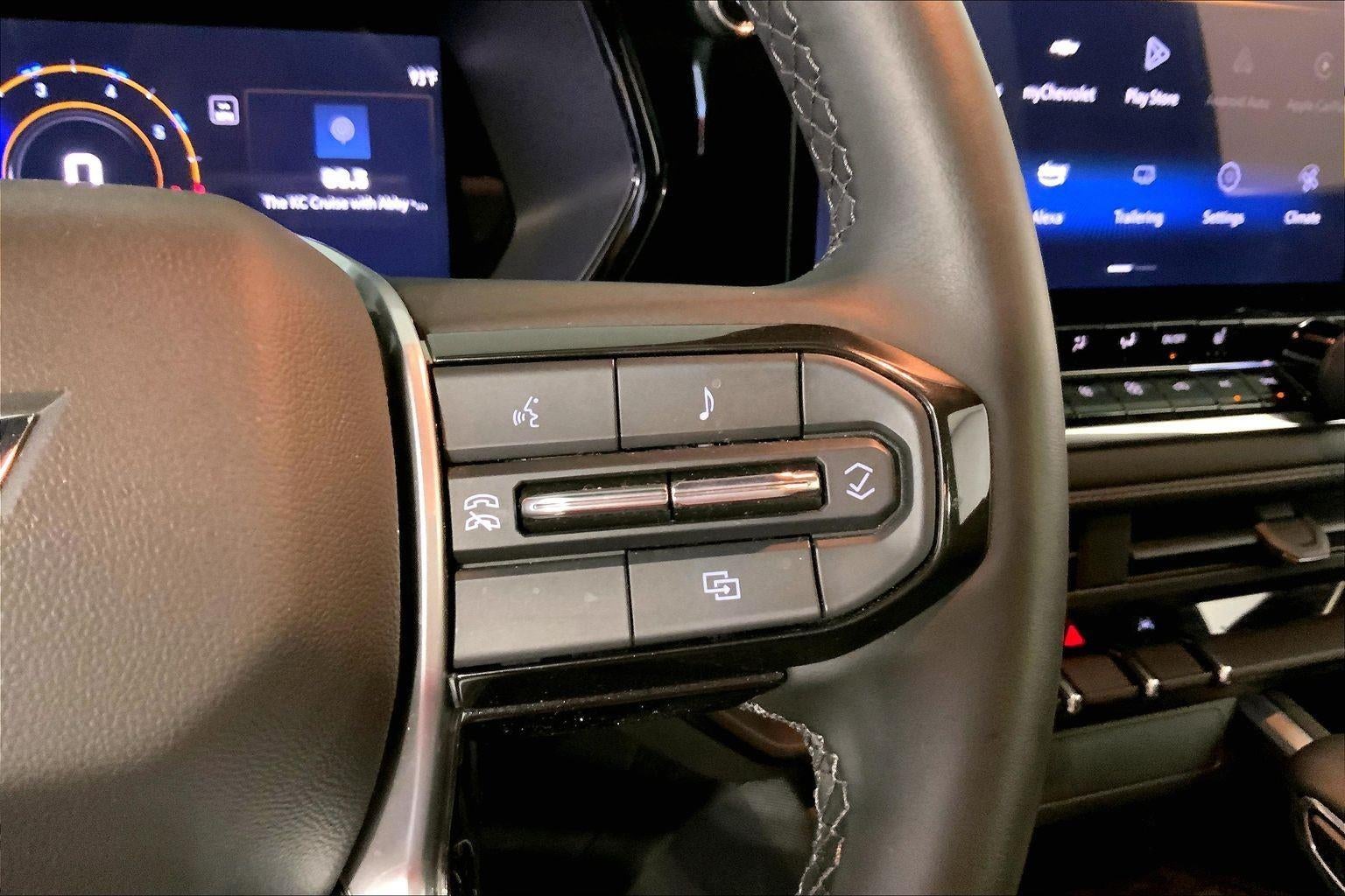 2025 Chevrolet Colorado WT/LT