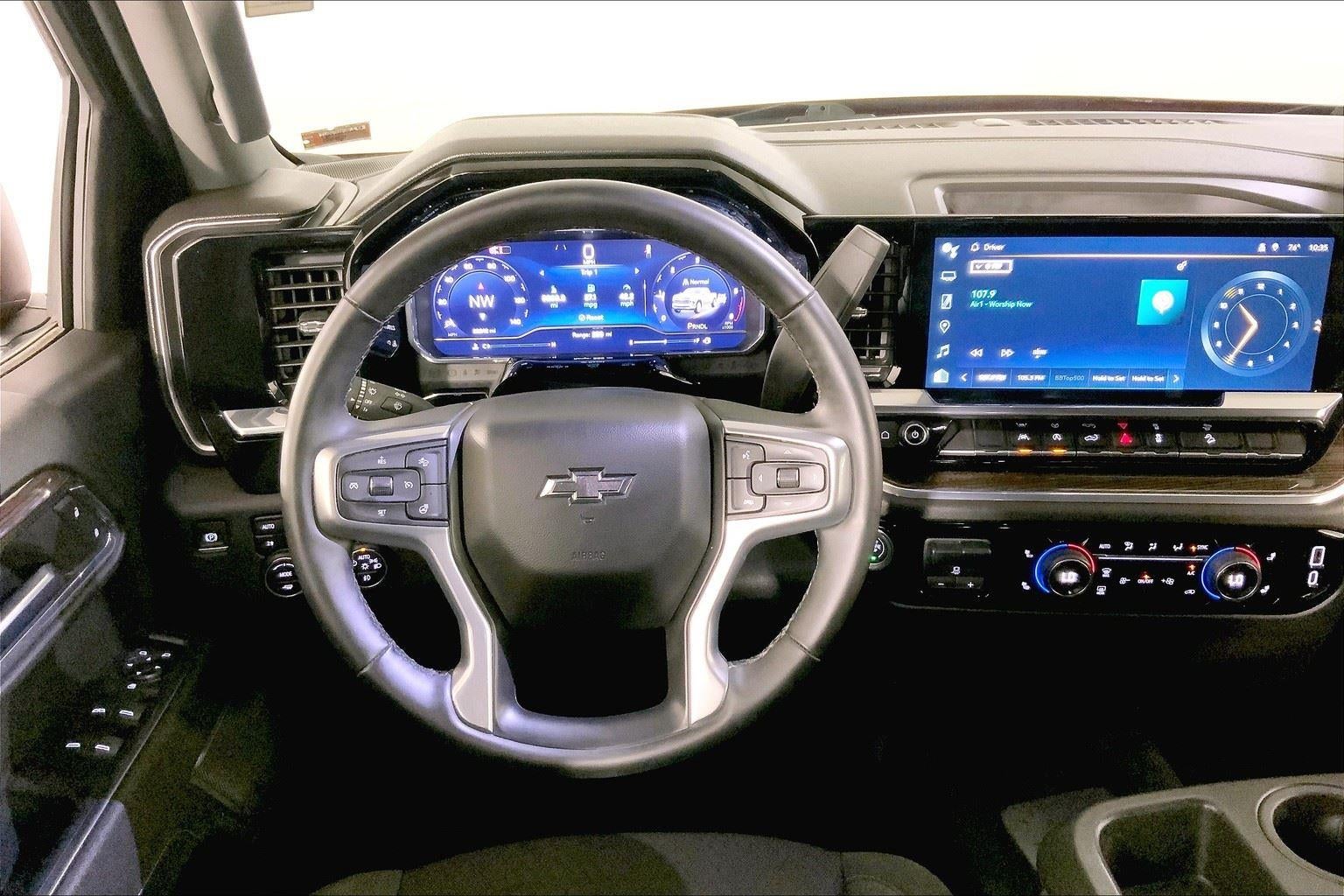 2024 Chevrolet Silverado 1500 RST