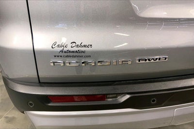 2025 GMC Acadia Elevation