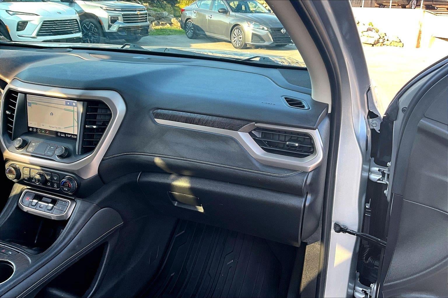 2020 GMC Acadia Denali