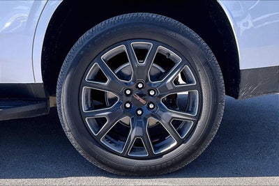 2023 GMC Yukon SLE