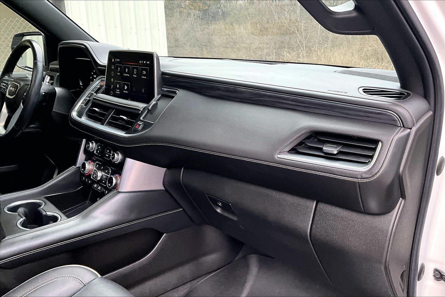 2022 GMC Yukon XL SLT