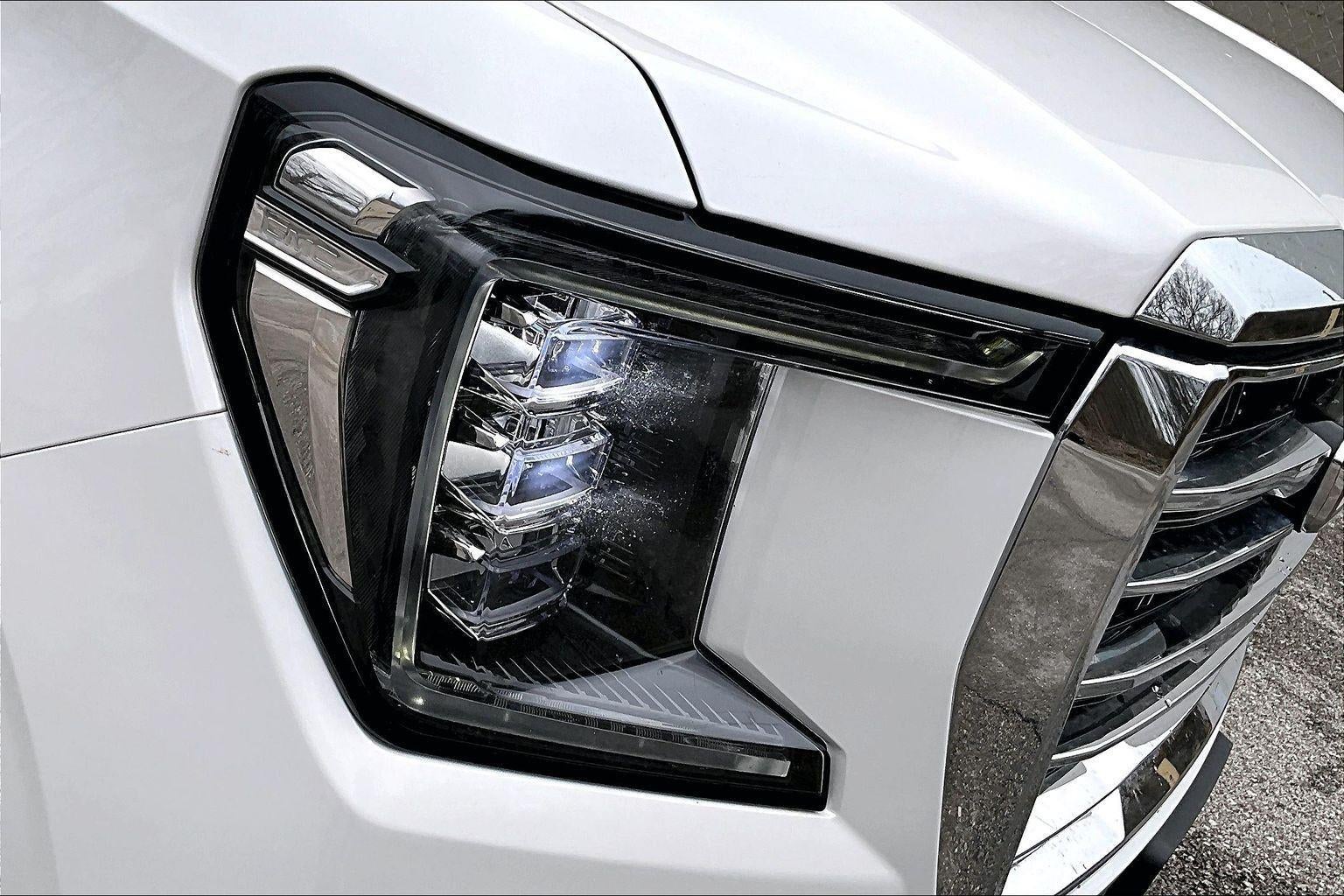 2022 GMC Yukon XL SLT