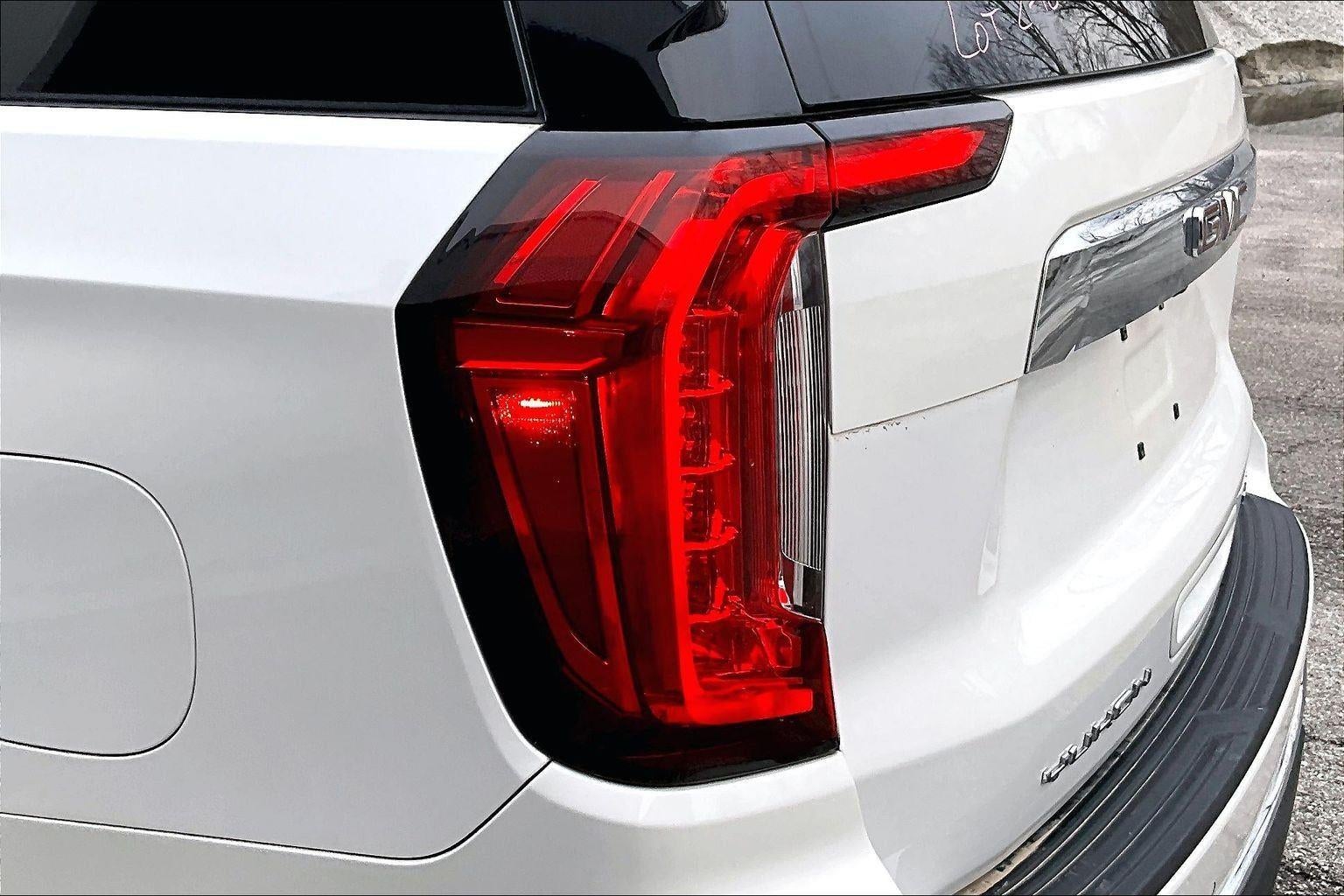 2022 GMC Yukon XL SLT