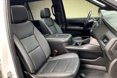 2022 GMC Yukon XL SLT