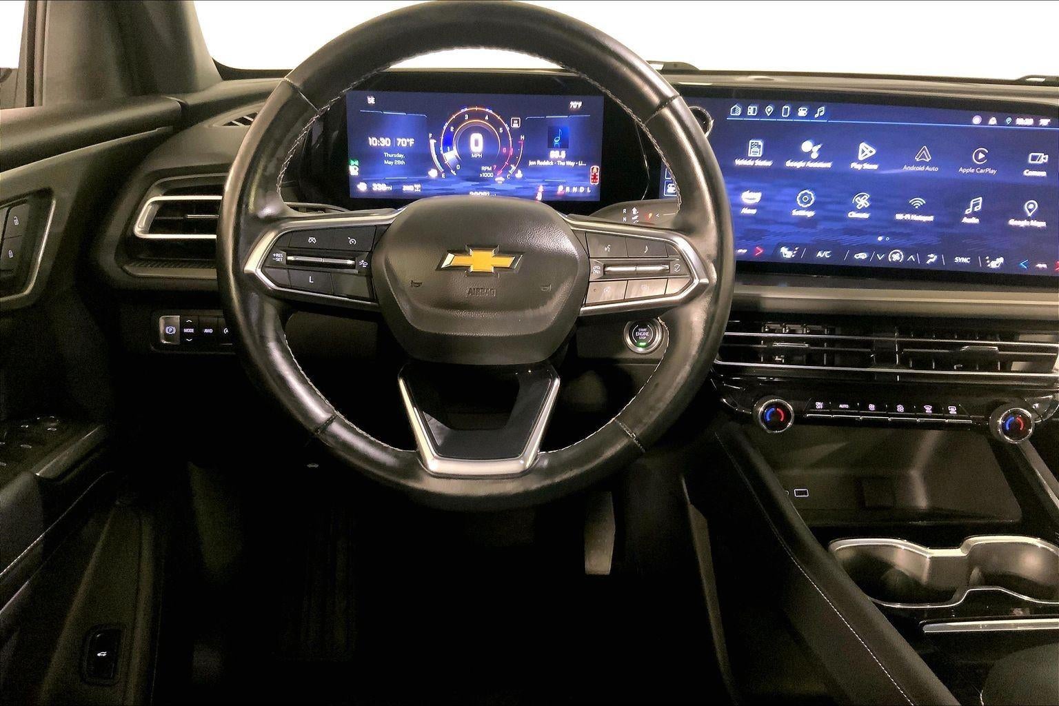 2024 Chevrolet Traverse LT