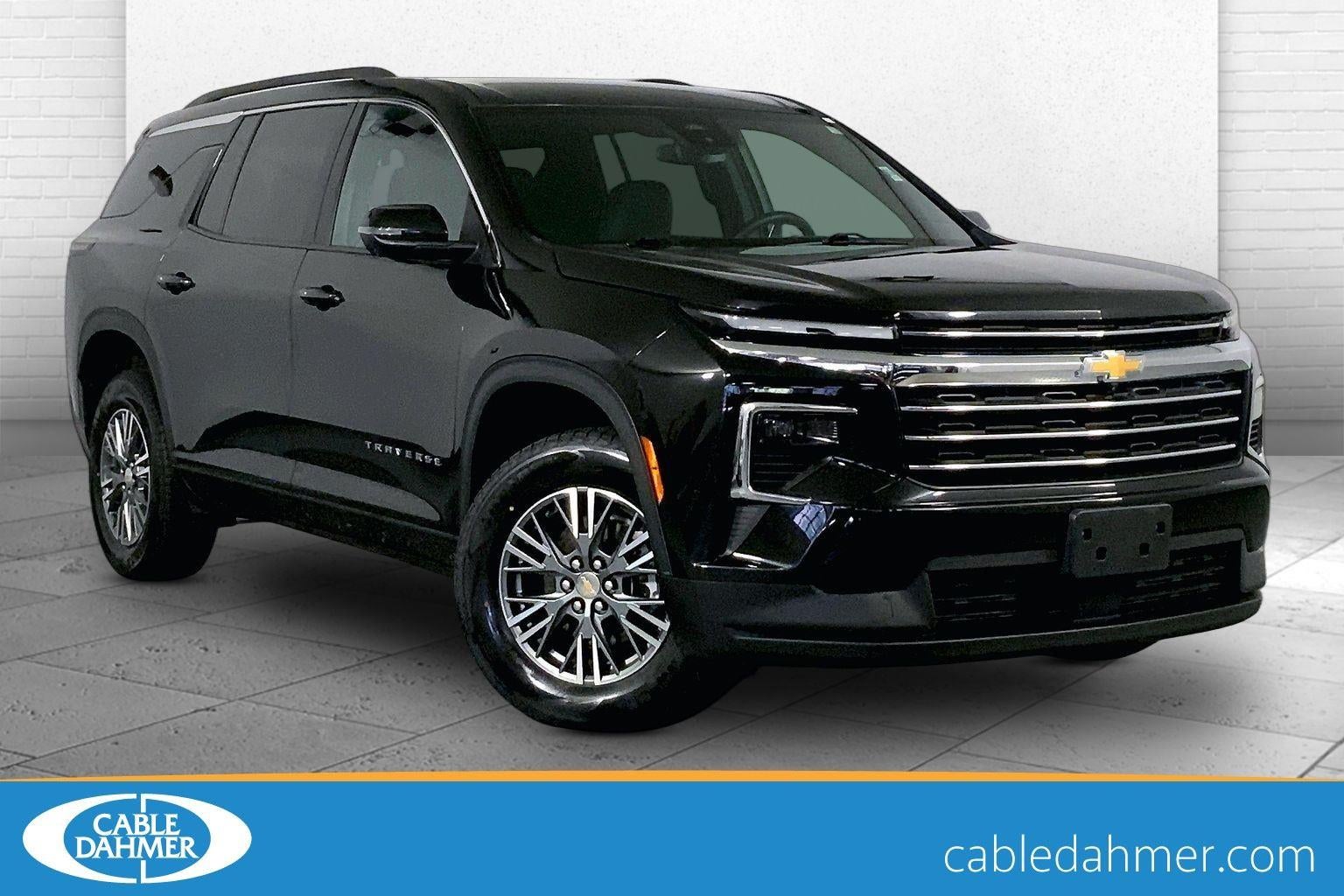 2024 Chevrolet Traverse LT
