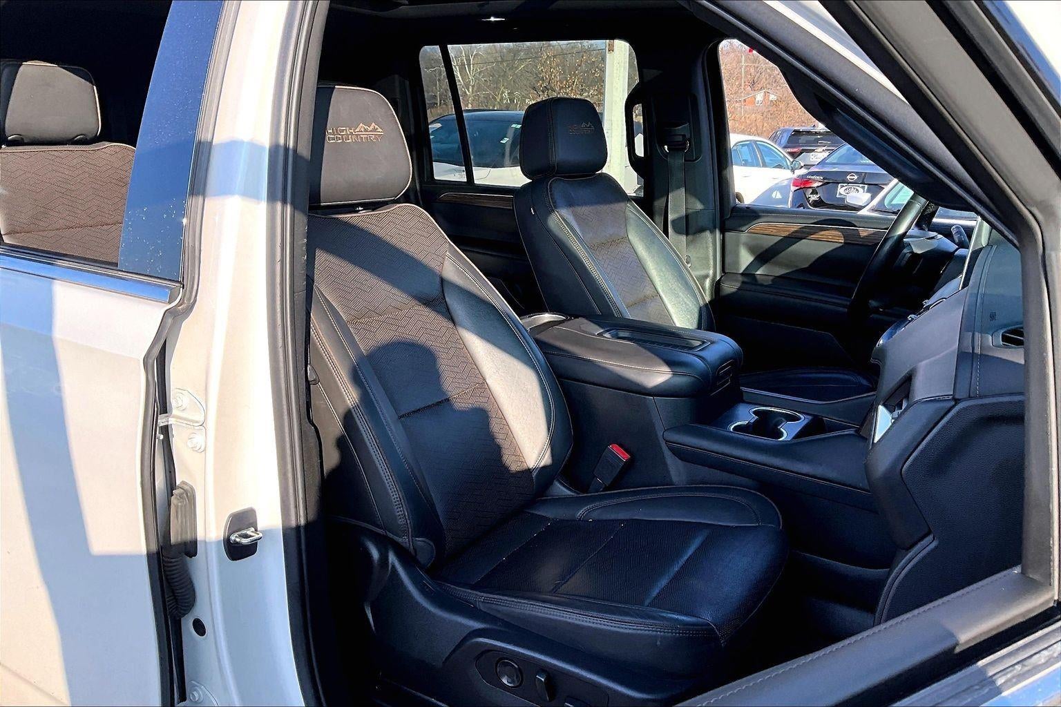 2021 Chevrolet Suburban High Country