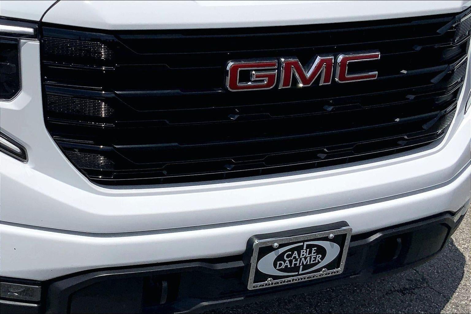 2025 GMC Sierra 1500 Elevation