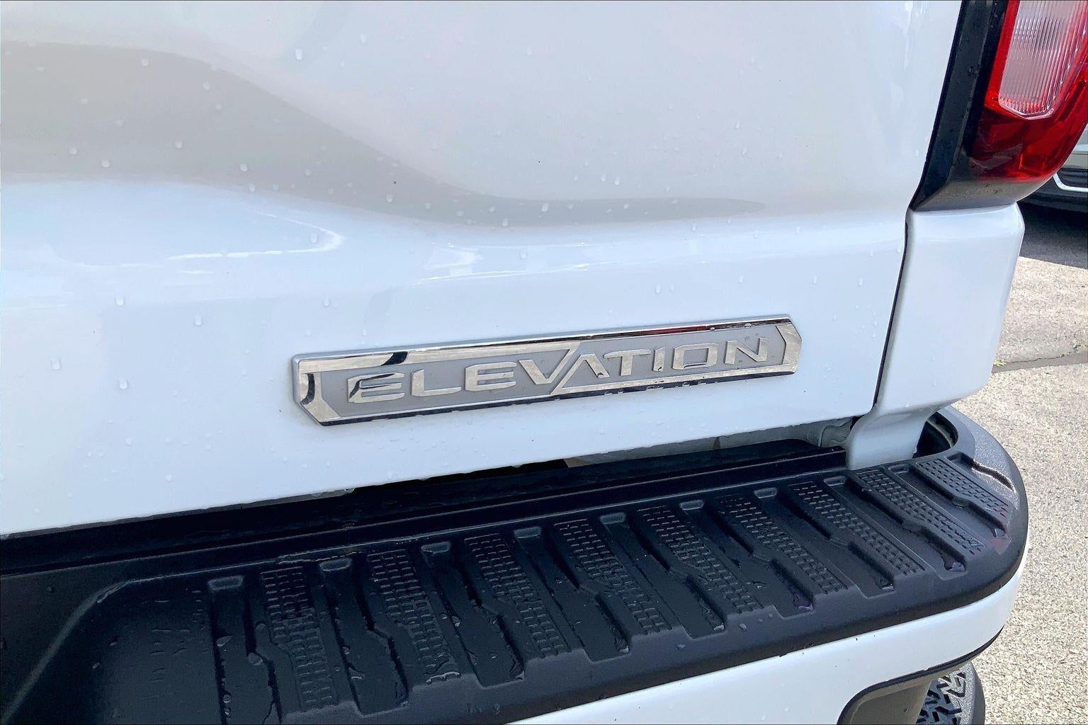 2025 GMC Sierra 1500 Elevation