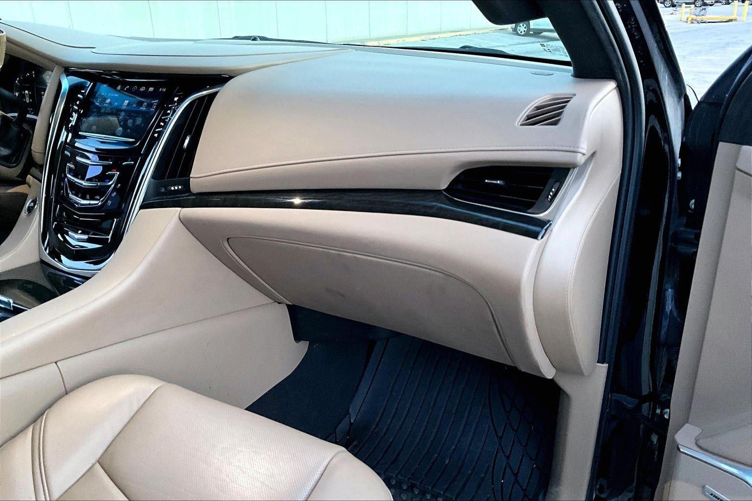 2019 Cadillac Escalade Platinum