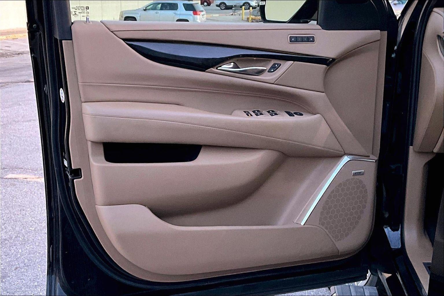 2019 Cadillac Escalade Platinum