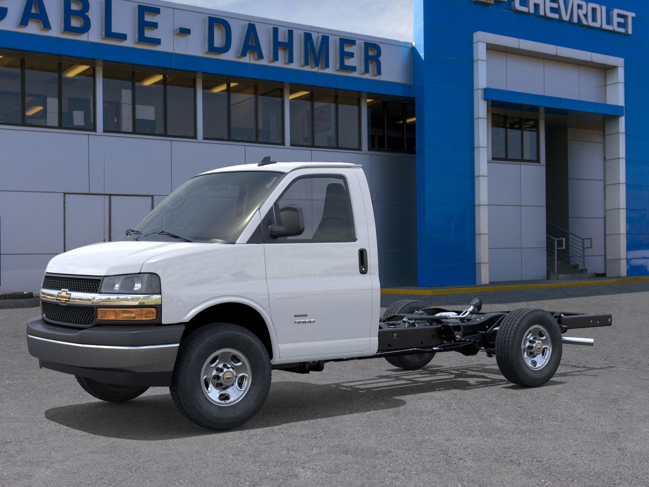 2025 Chevrolet Express Cutaway 3500 1WT