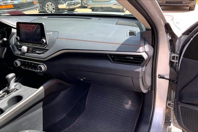 2019 Nissan Altima 2.5 SR