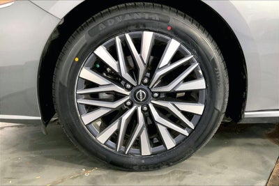 2025 Nissan Altima SV