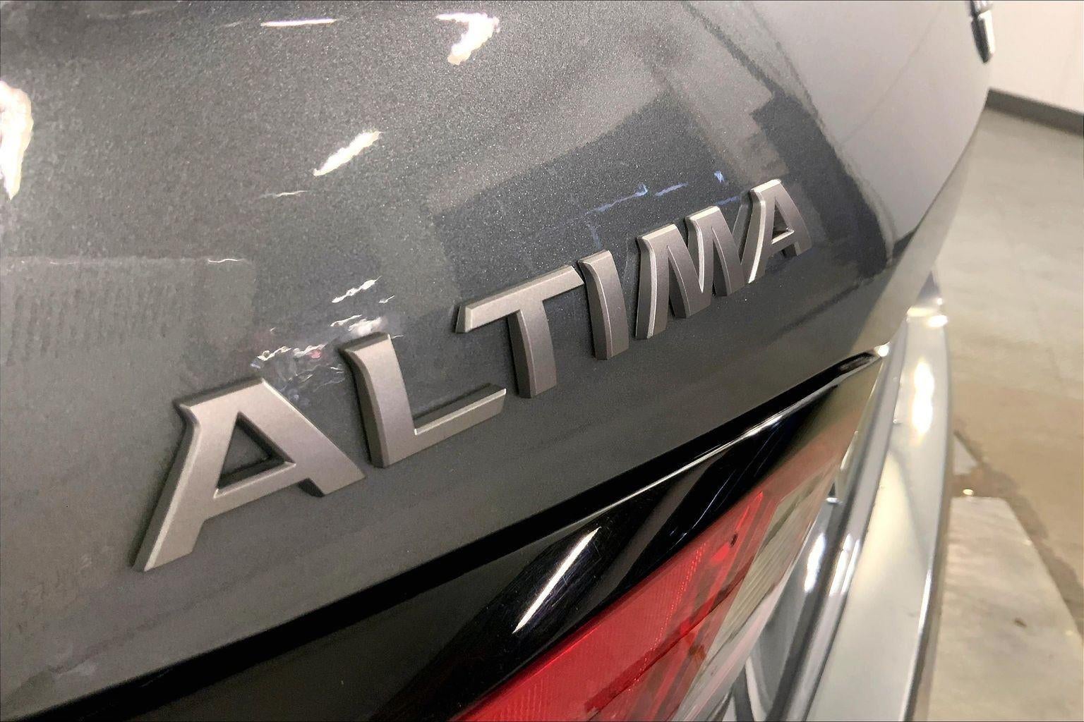 2025 Nissan Altima SV