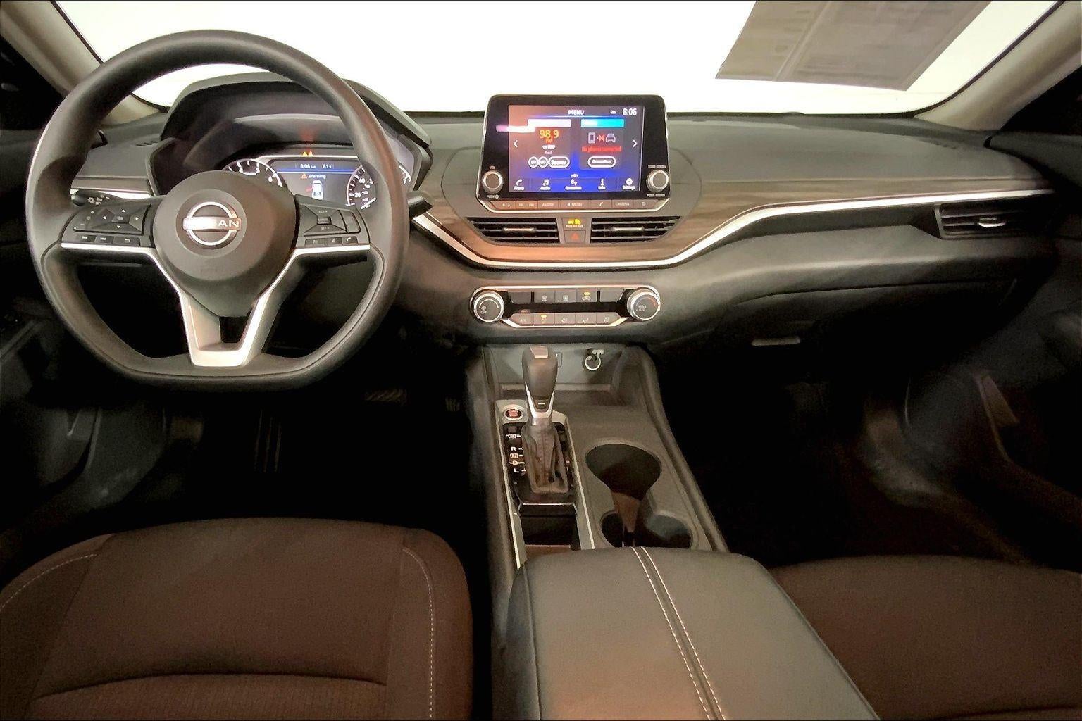 2025 Nissan Altima SV