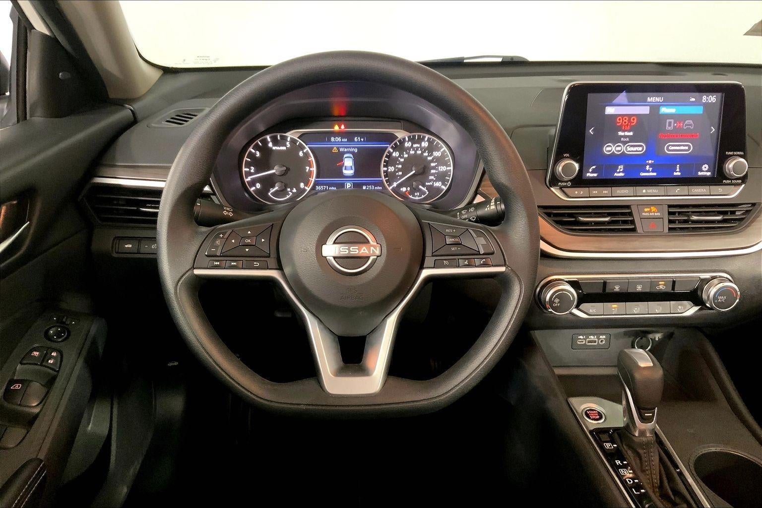 2025 Nissan Altima SV