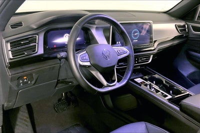 2025 Volkswagen Atlas Cross Sport 2.0T SE w/Technology