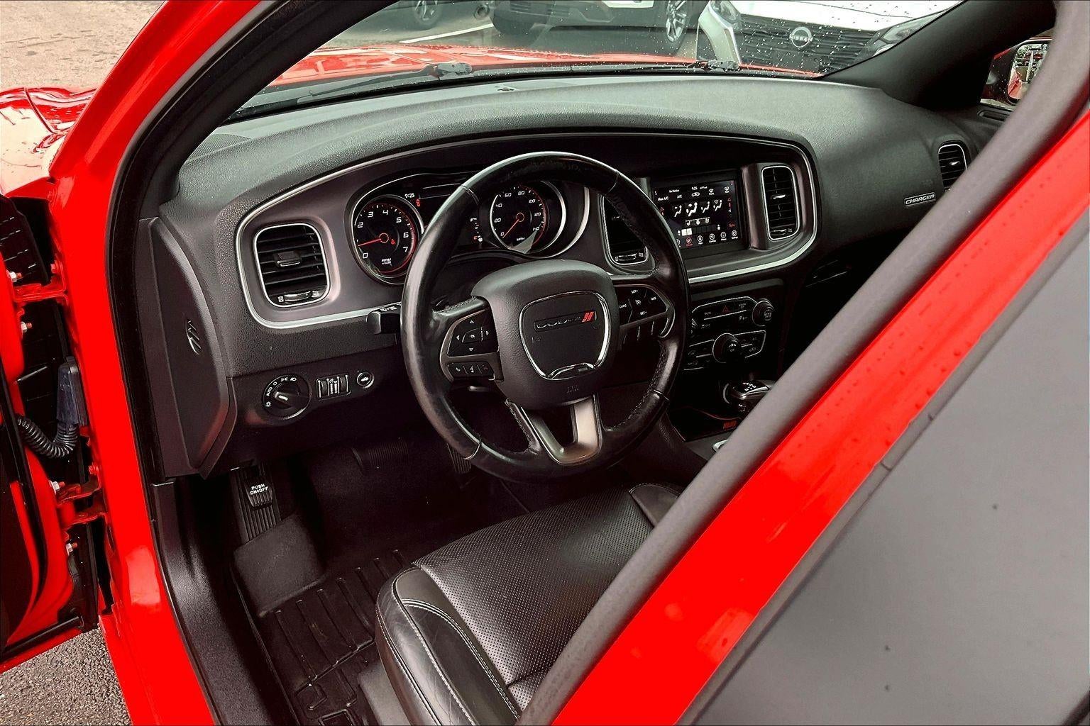 2019 Dodge Charger SXT