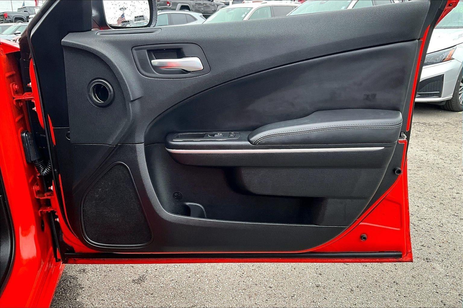 2019 Dodge Charger SXT