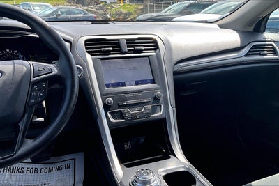 2020 Ford Fusion SE