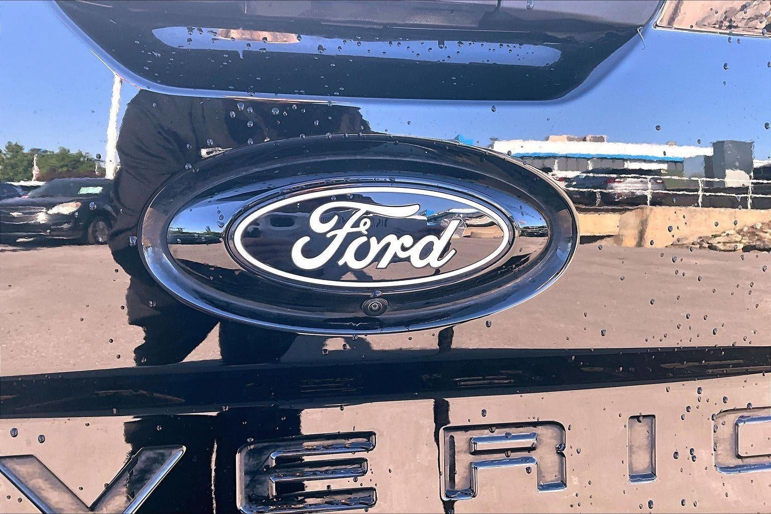 2025 Ford Maverick Lobo Standard