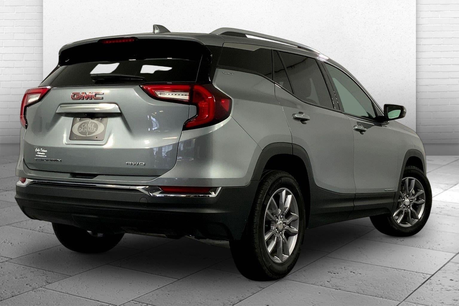 2023 GMC Terrain SLT