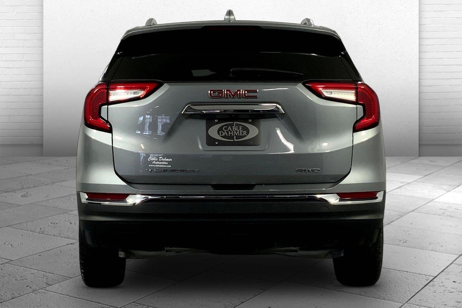 2023 GMC Terrain SLT