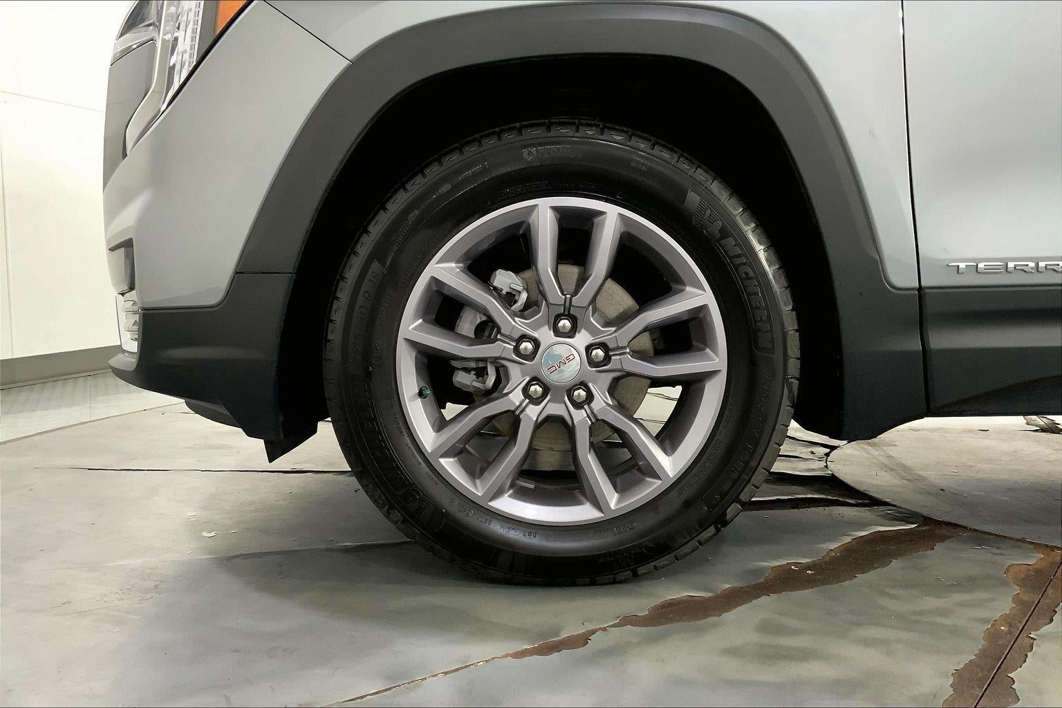 2023 GMC Terrain SLT
