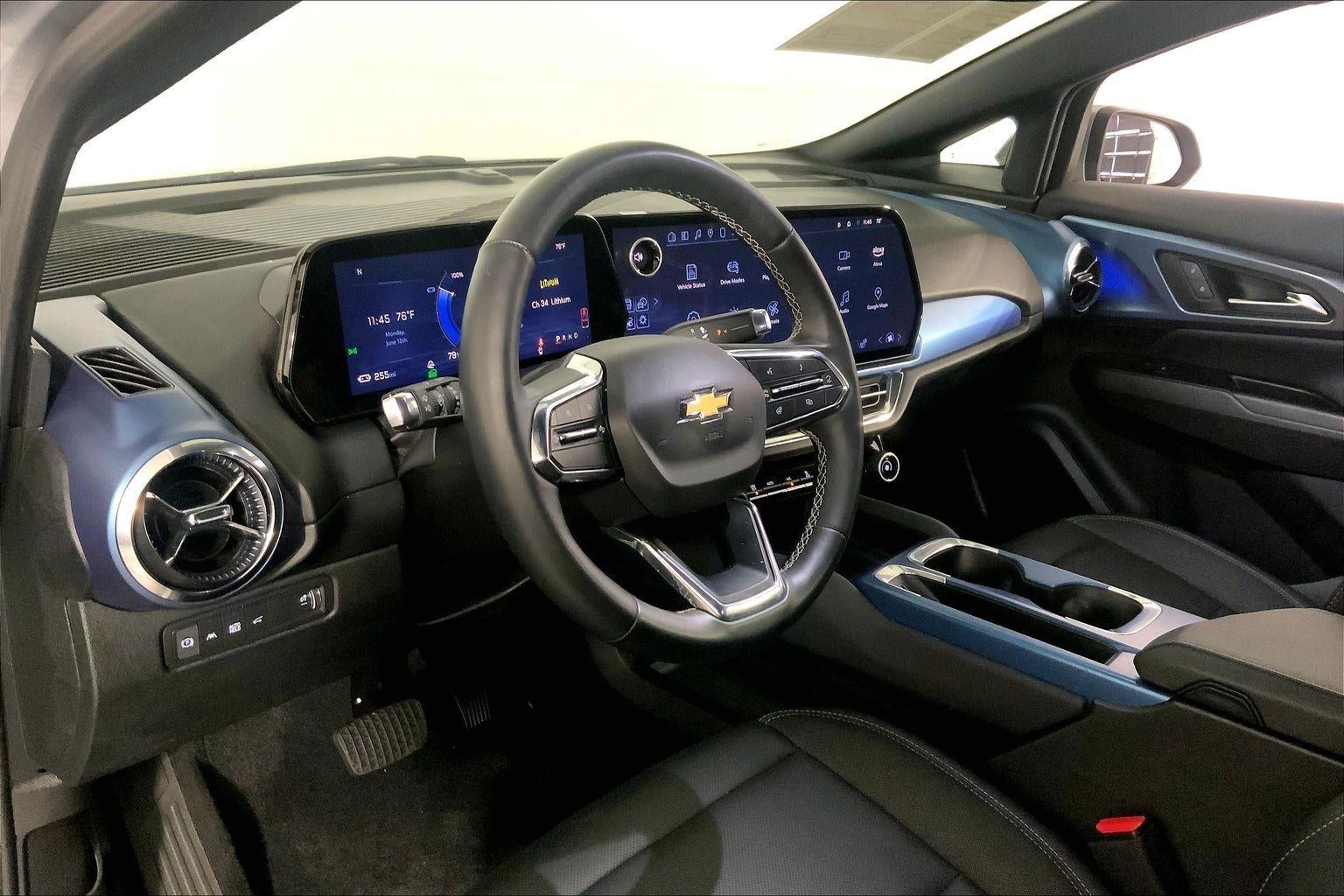 2025 Chevrolet Equinox EV LT