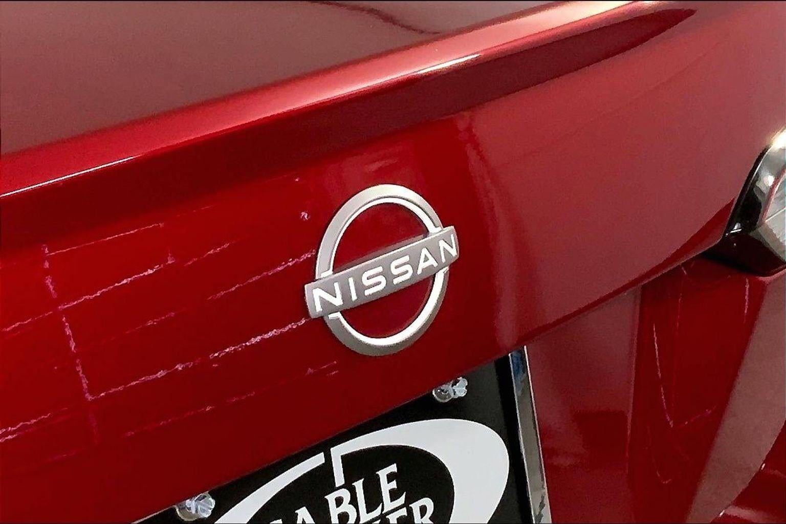2025 Nissan Versa SV