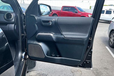 2016 Toyota Tacoma SR5
